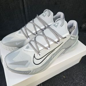 Nike Force Zoom Trout 8 Turf